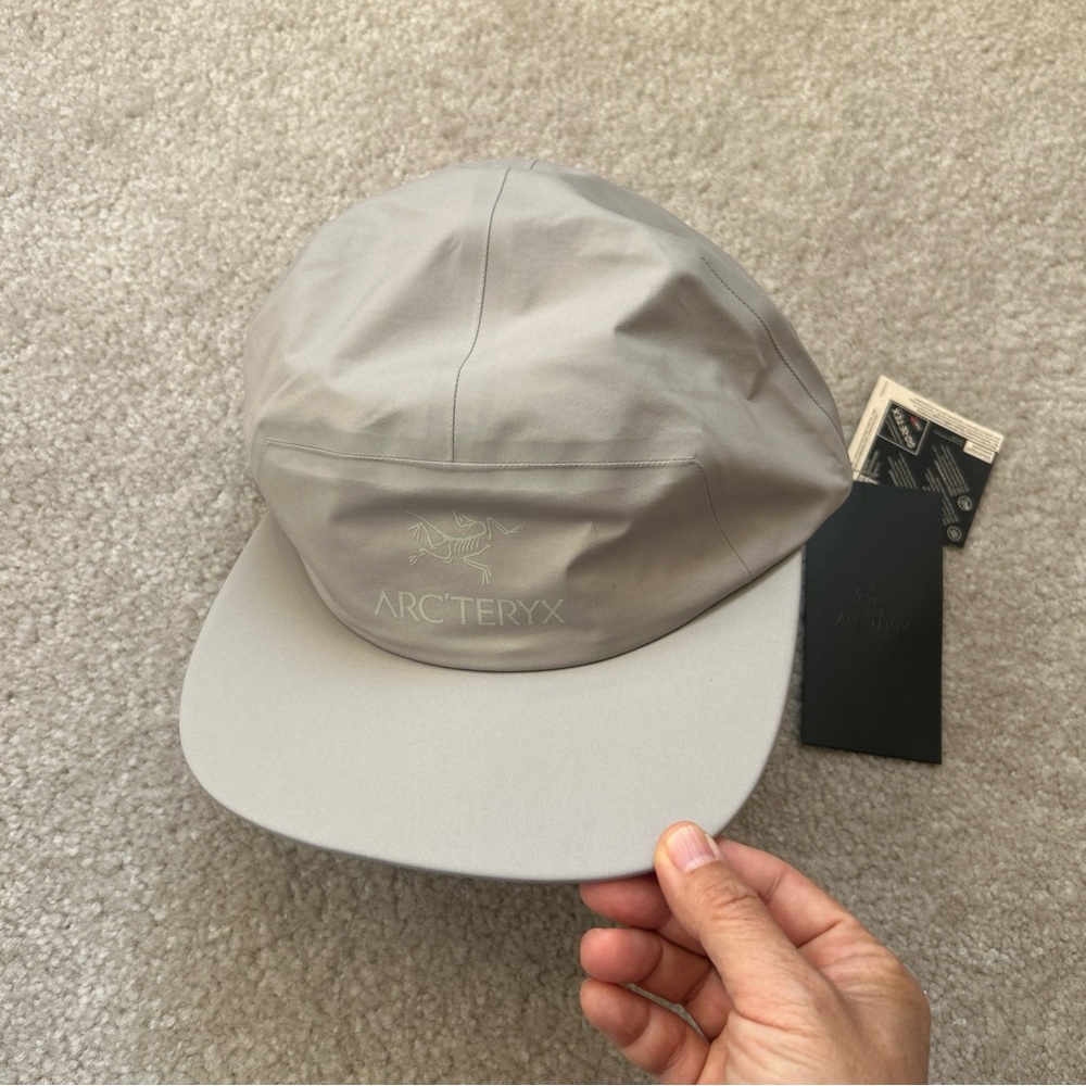 NWT Arc'teryx Gore-Tex Solaris Gore 5 Panel Cap Hat Unisex $90